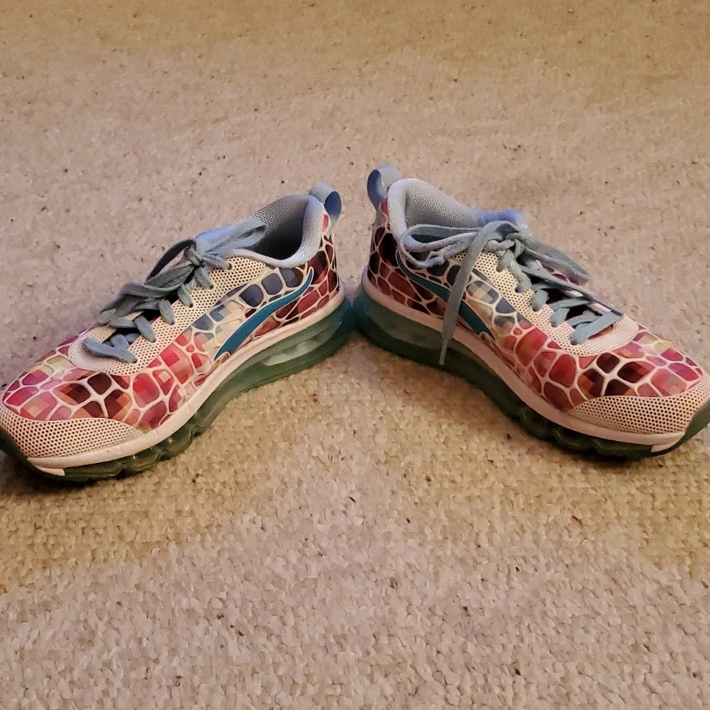 Women's One Mix Sneakers - Picture 2 of 14